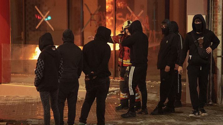 Telenorte - País Vasco - El criminólogo César Charro encuadra a los violentos entre disidentes de la izquierda abertzale y gamberros