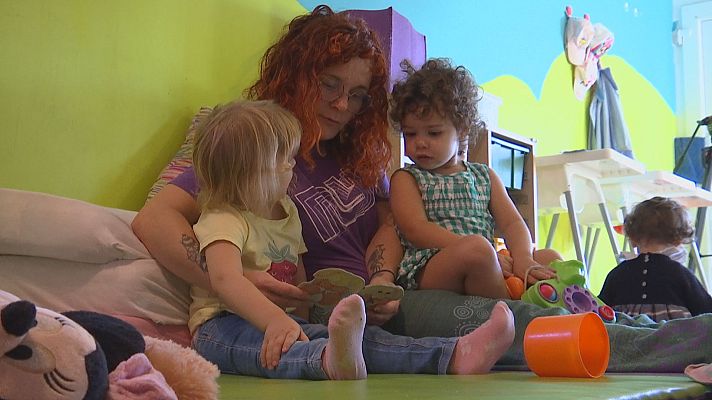 Telexornal - Galicia - As Casas Niño: axuda para os pais e socialización para os nenos