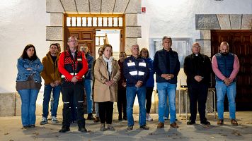Espa�a guarda un minuto de silencio tras la tragedia ferroviaria en Urda