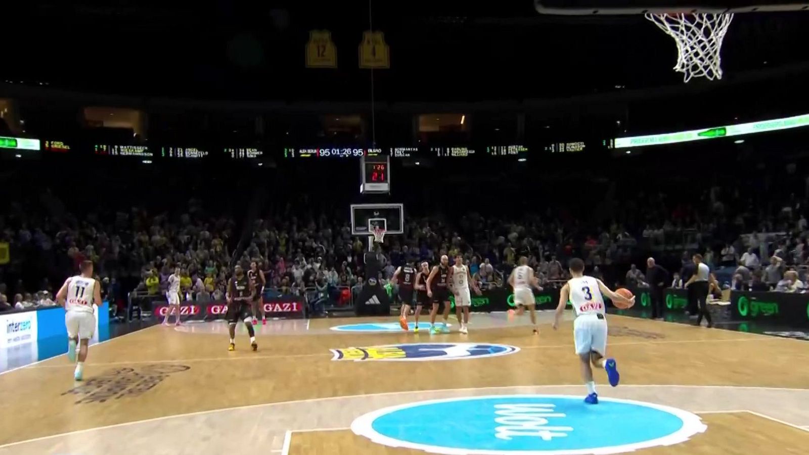 BCL: el Bilbao Basket cae en Berlín pese a los triples de Hillard