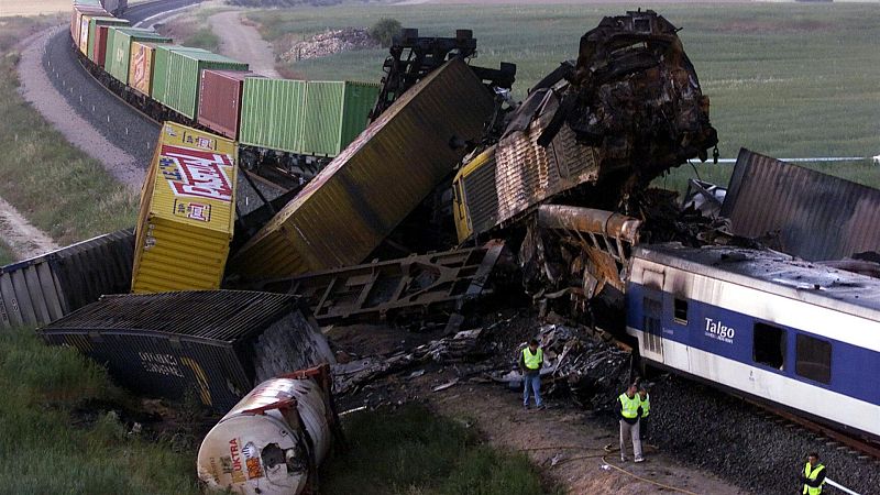 El día que el bloqueo manual tiñó de luto a Murcia: memoria de la tragedia ferroviaria de Chinchilla