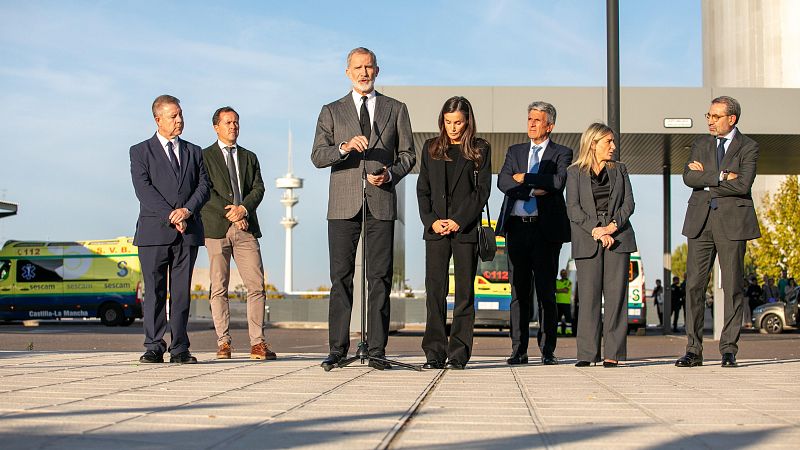 Felipe VI y Letizia en el Hospital de Toledo