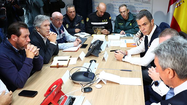 Telediario 2 - Voces del PSOE creen que el cese de Puente abriría una grieta inasumible en plena campaña