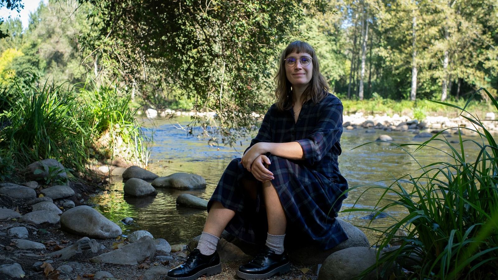 Página Dos - El río habla: Anna Dot y 'El Ter, una biografía'