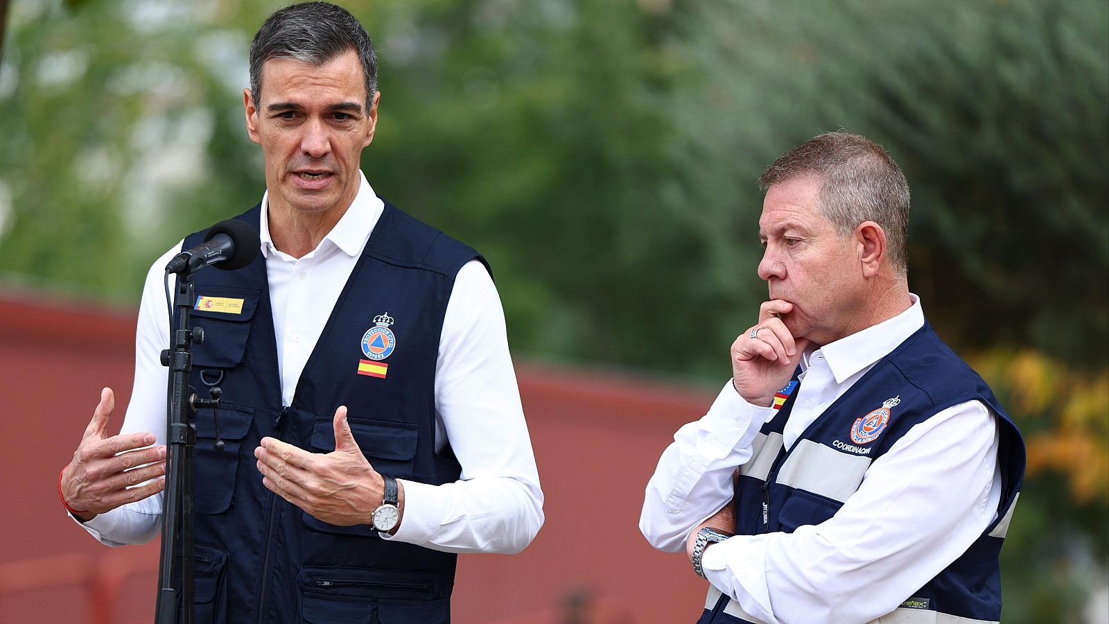 Pedro Sánchez, Emiliano García-Page y Fernando Grande-Marlaska, en la reunión del CECOPI este viernes.