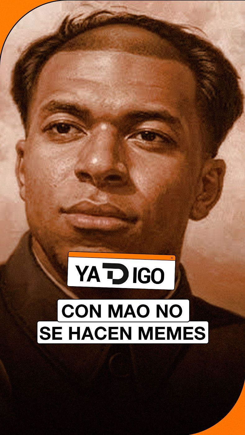 Fotomontaje humorístico en tonos sepia que fusiona el rostro de Kylian Mbappé con Mao Zedong, acompañado del texto 'CON MAO NO SE HACEN MEMES'.