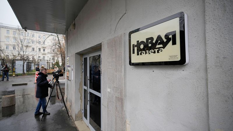 El Gobierno ruso cierra el periódico Novaya Gazeta