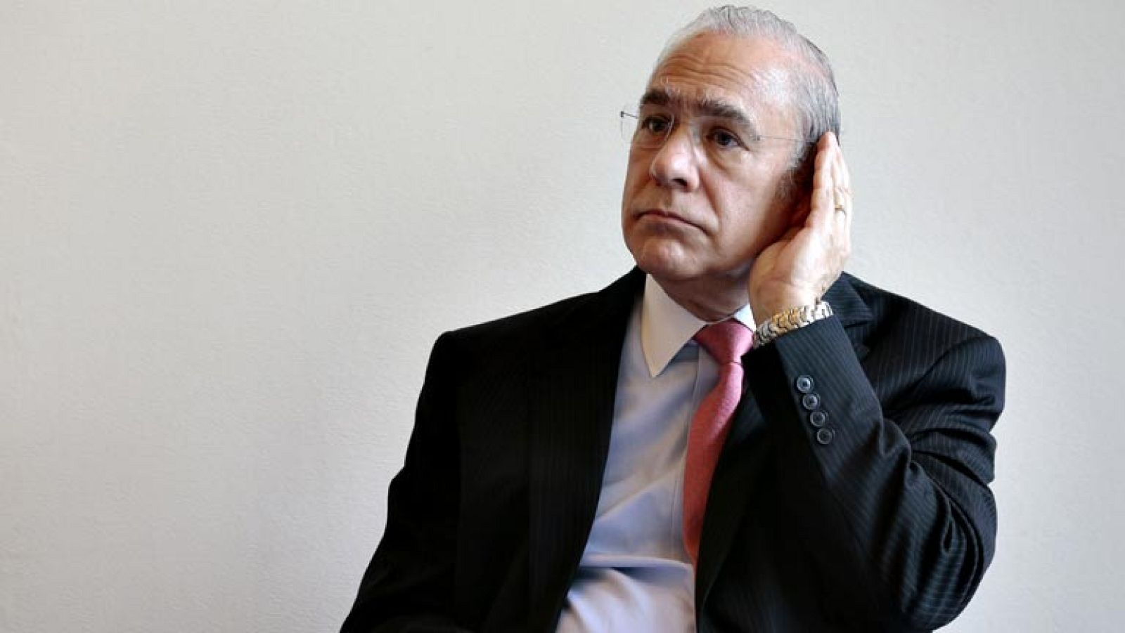 Gurría: la reacción de la UE a lo ocurrido en Chipre no ha sido buena