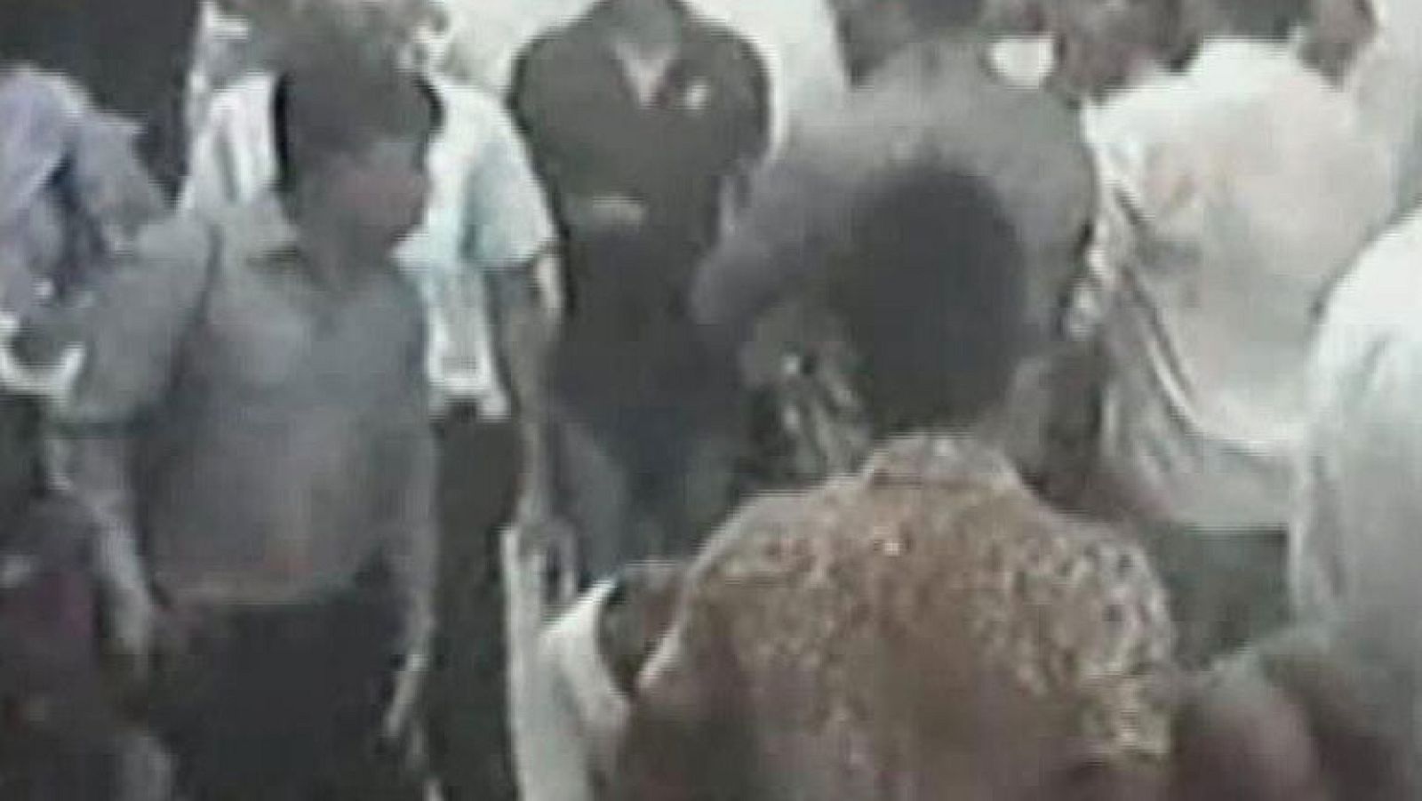 Un tornado causa 20 muertos y unos 300 heridos en el este de Bangladesh - Informativo 24h | Ver