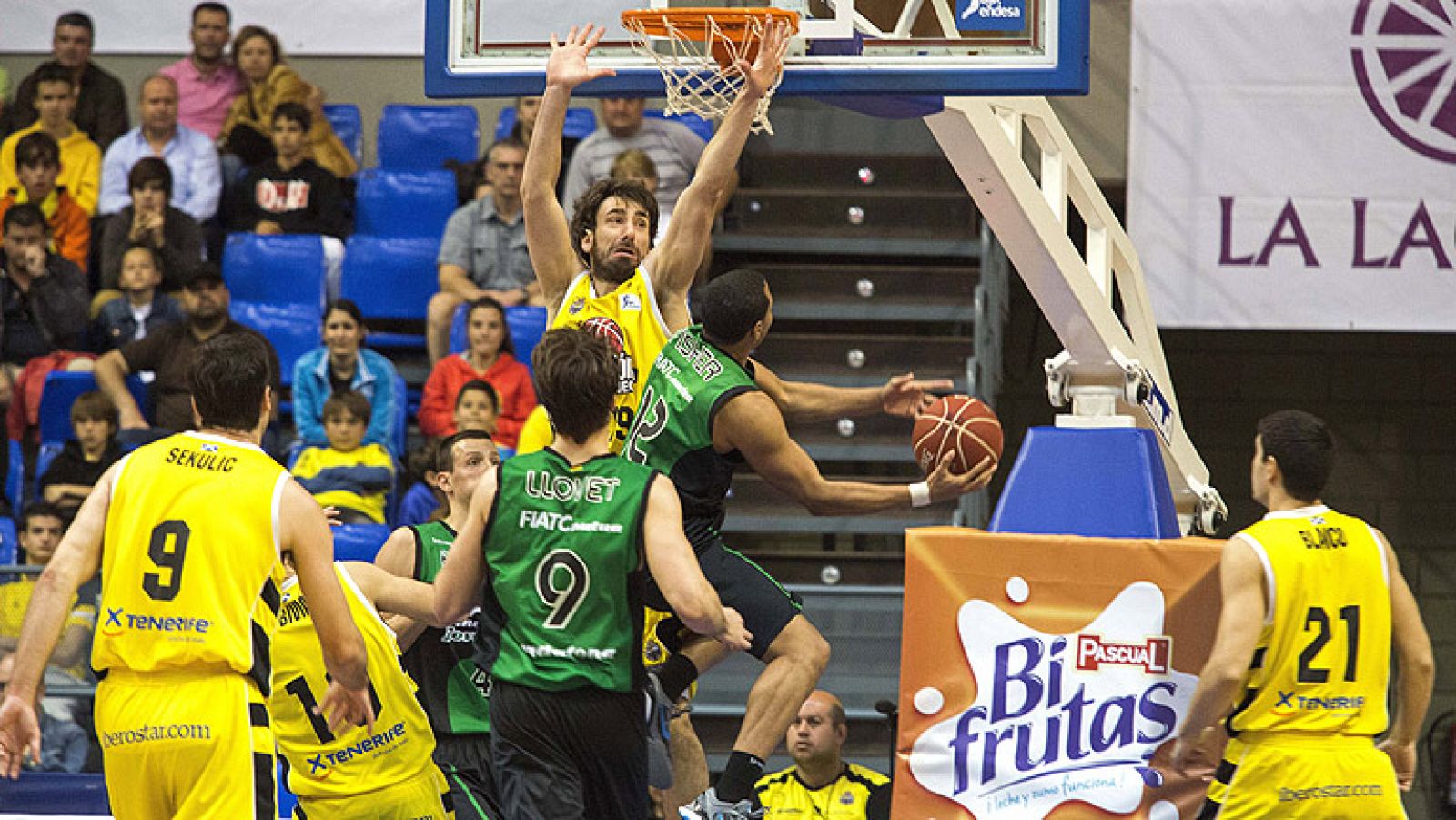 CB Canarias 71-68 FIATC Joventut | Ver