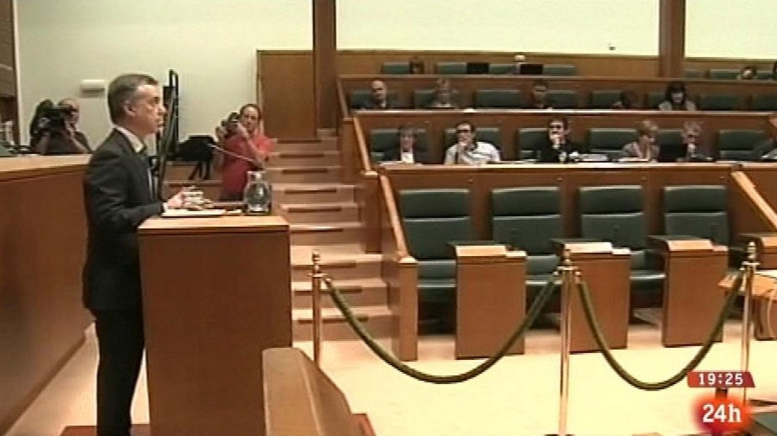 Parlamento - Otros parlamentos - Pleno vasco sobre el fin del terrorismo - 23/03/2013