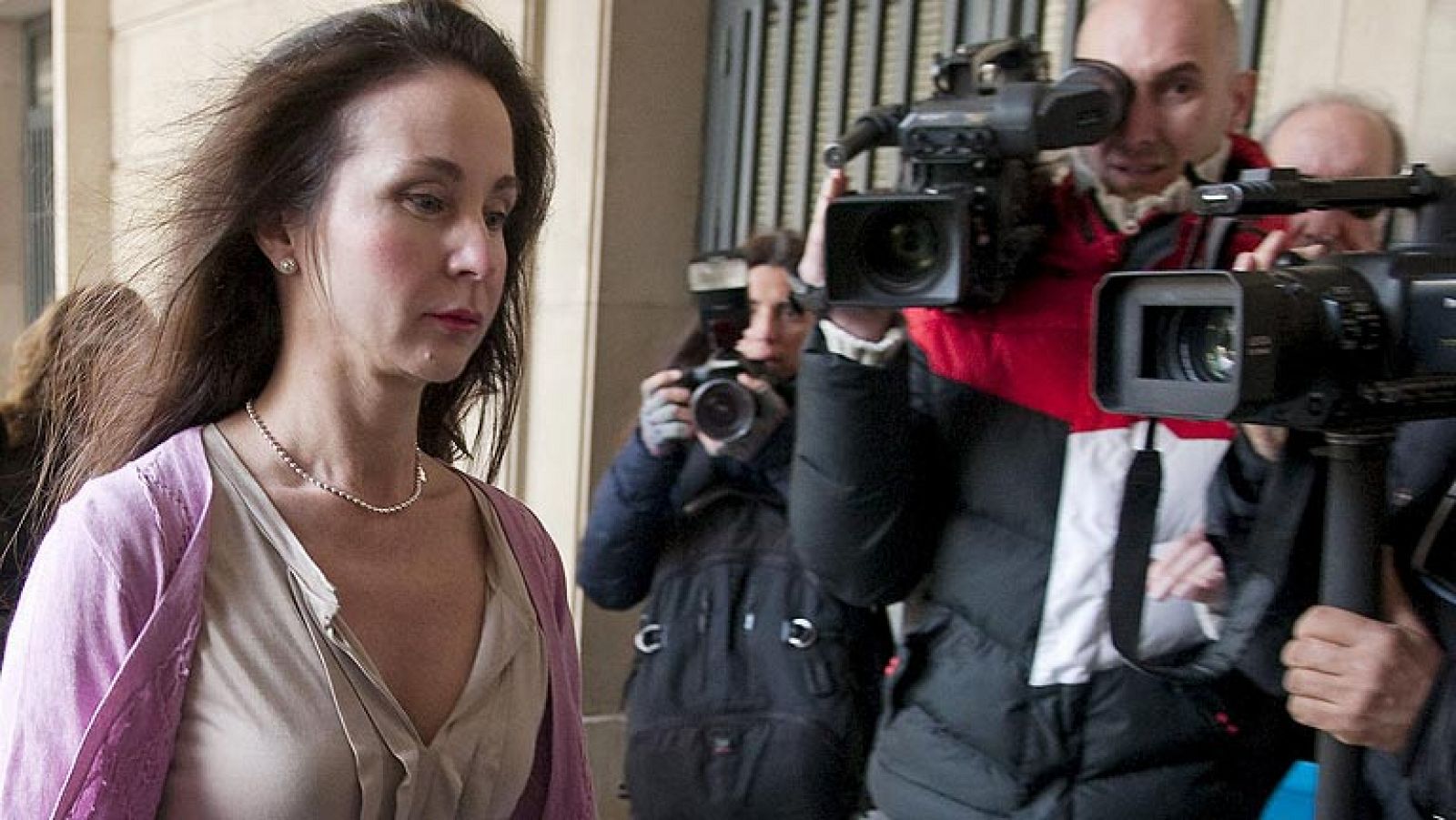 La juez de los ERE suspende las declaraciones de los dos últimos imputados - Informativo 24h | Ver