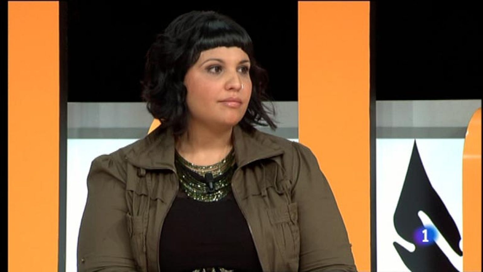 Tenemos que hablar - Jara saca partido de sus curvas