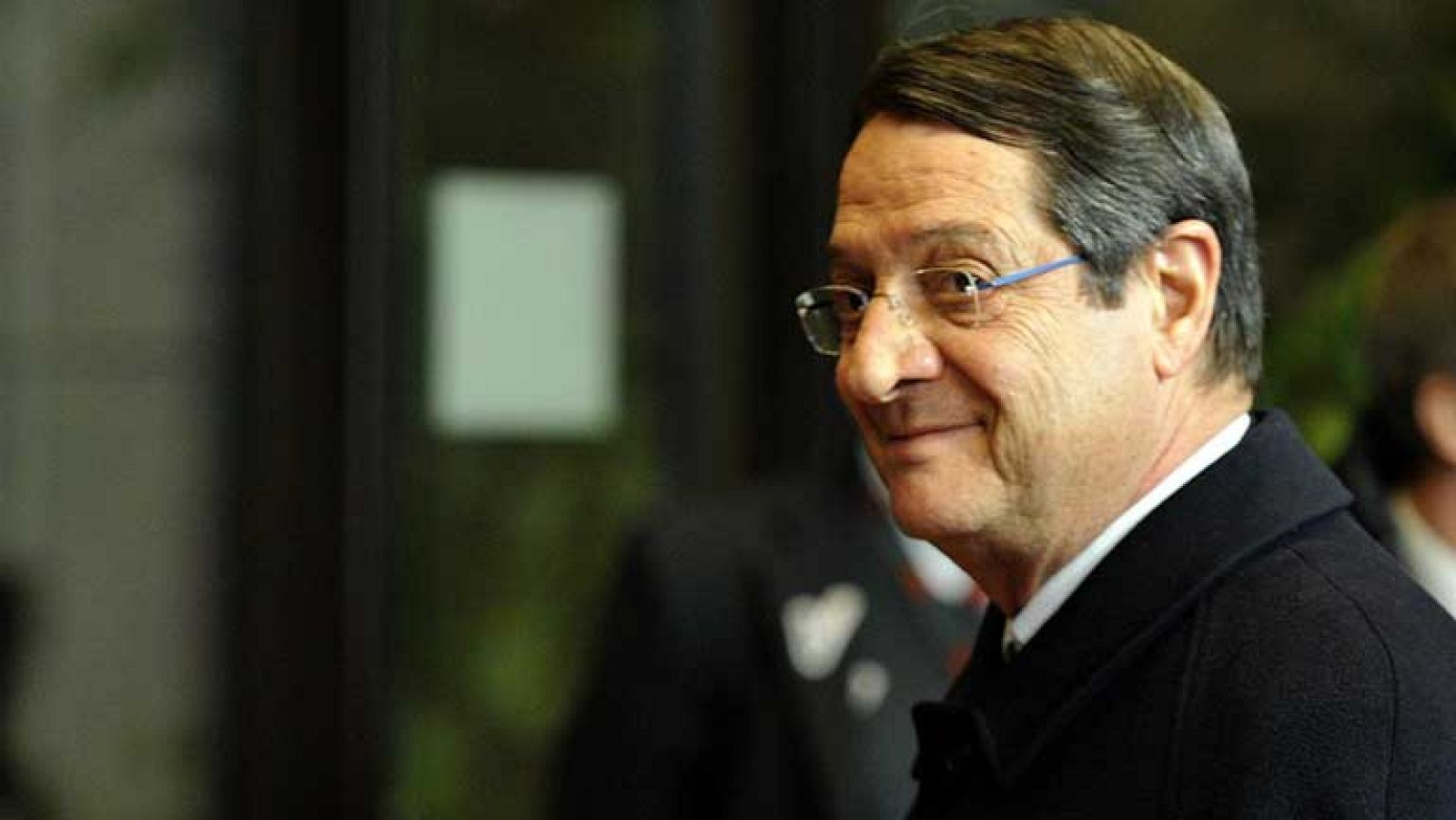 Resignación en Chipre tras el acuerdo alcanzado in extremis por el Eurogrupo