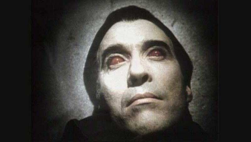 Una exposición en Madrid recoge el nacimiento de Drácula y su influencia en la cultura popular