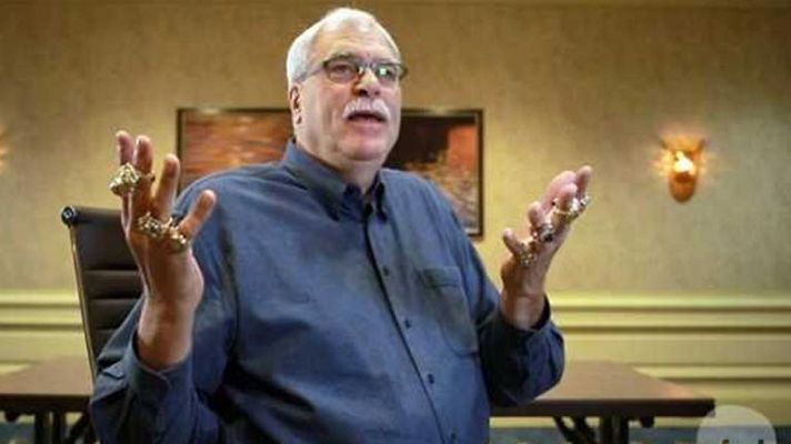 Telediario 1 - Phil Jackson presume de anillos en Twitter