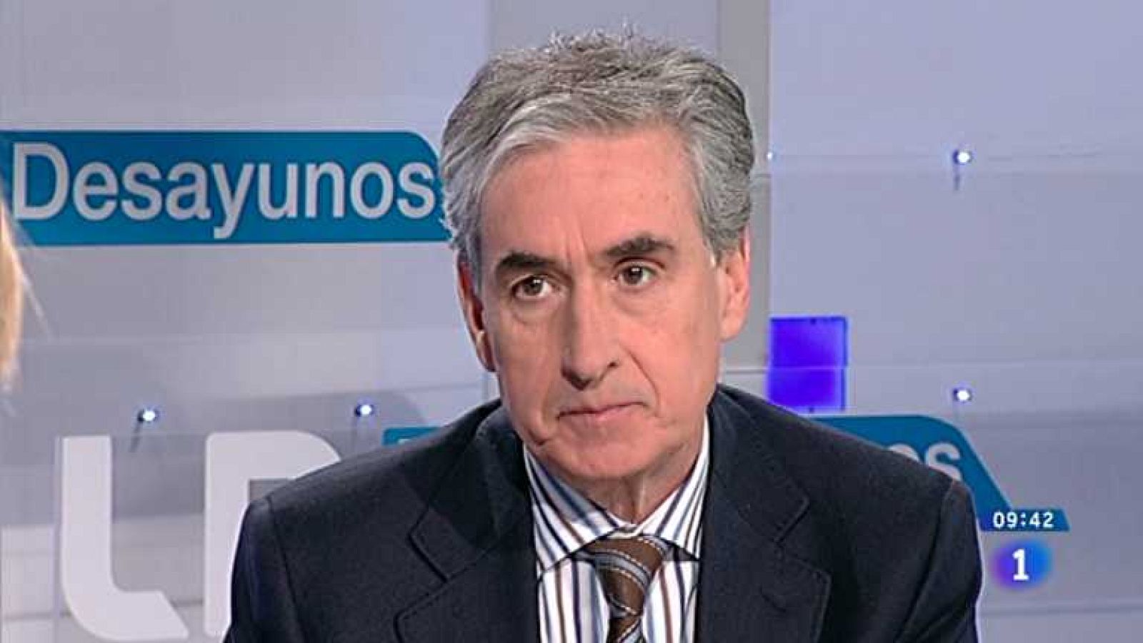 Los desayunos de TVE - Ramón Jáuregui, coordinador de la Conferencia Política del PSOE, y Benigno Pendás, director del Centro de Estudios Políticos y Constitucionales - ver ahora