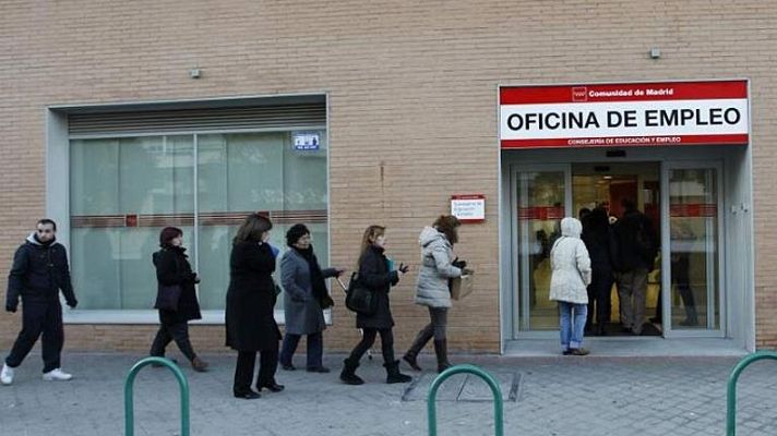 La tarde en 24h - Los españoles responsabilizan de la crisis a las constructoras