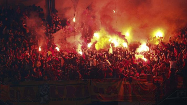 Telediario 1 - Las bengalas turcas podrían acarrear sanciones al Real Madrid y al Galatasaray