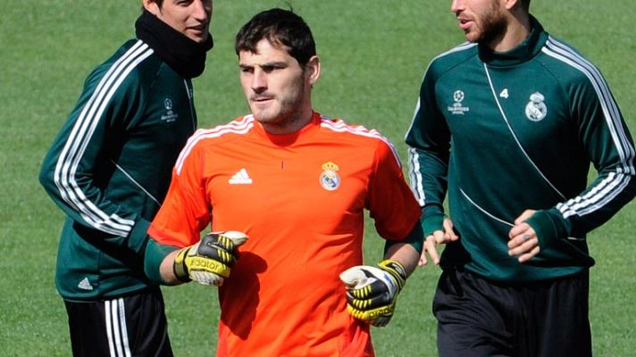 Telediario 1 - Casillas regresa a una convocatoria