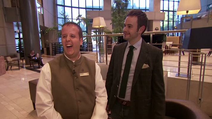 Somos promos - Con una sonrisa. Hugo.