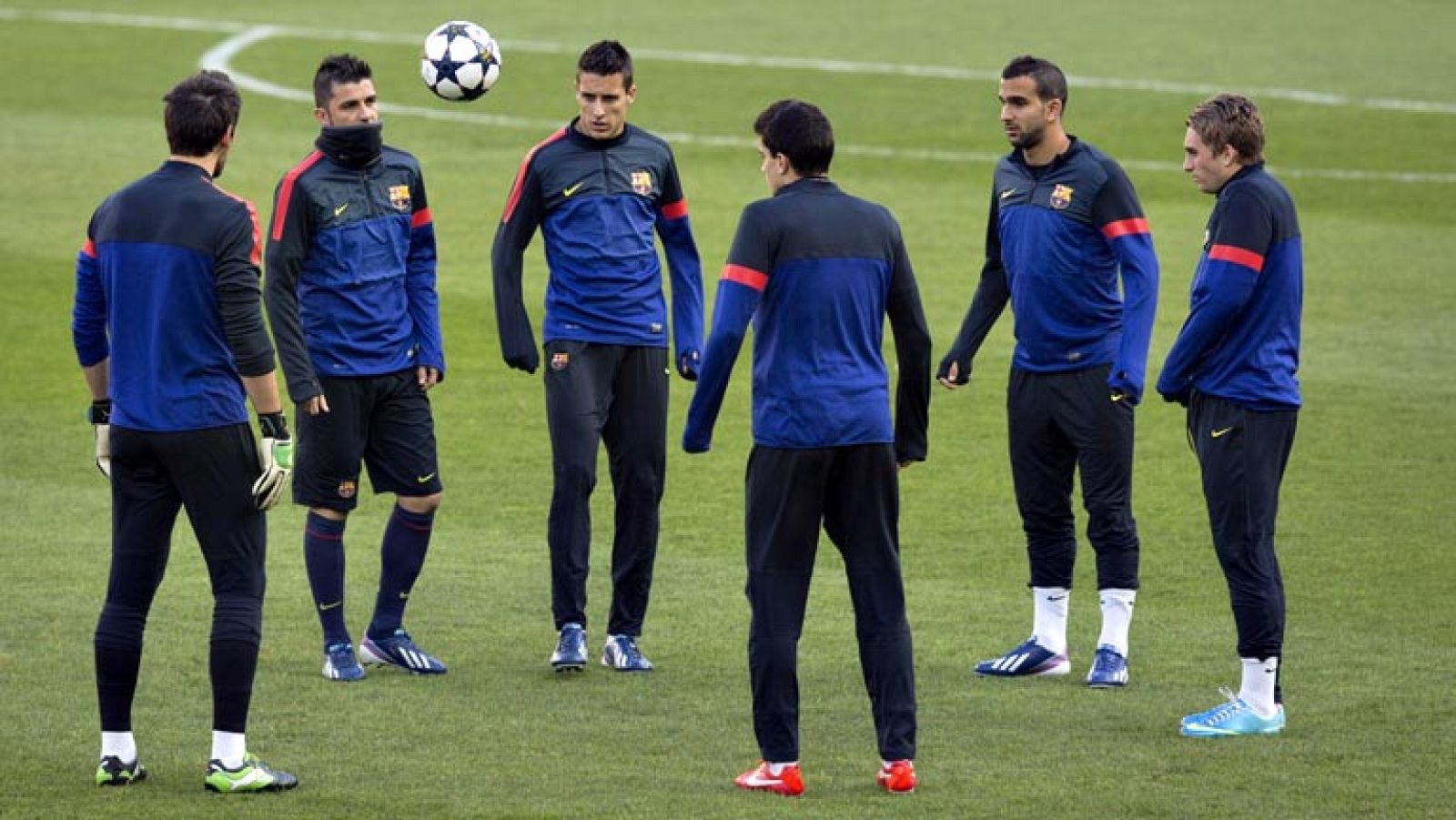 El FC Barcelona recibe este miércoles en un Camp Nou que dictará  sentencia al Paris Saint-Germain --20.45 horas/C+ Liga Campeones--  con la duda de si Leo Messi podrá o no jugar pero con la firmeza de  hacer bueno el 2-2 de la ida, en un duelo en qu