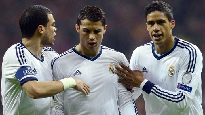 Telediario 1 - El Real Madrid sale asustado del infierno turco