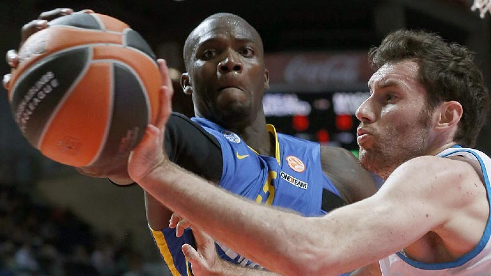 El Madrid gana y el Caja Laboral pierde en la Euroliga | Ver