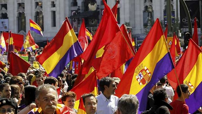 Telediario 1 - Telediario - 21 horas - 14/04/13