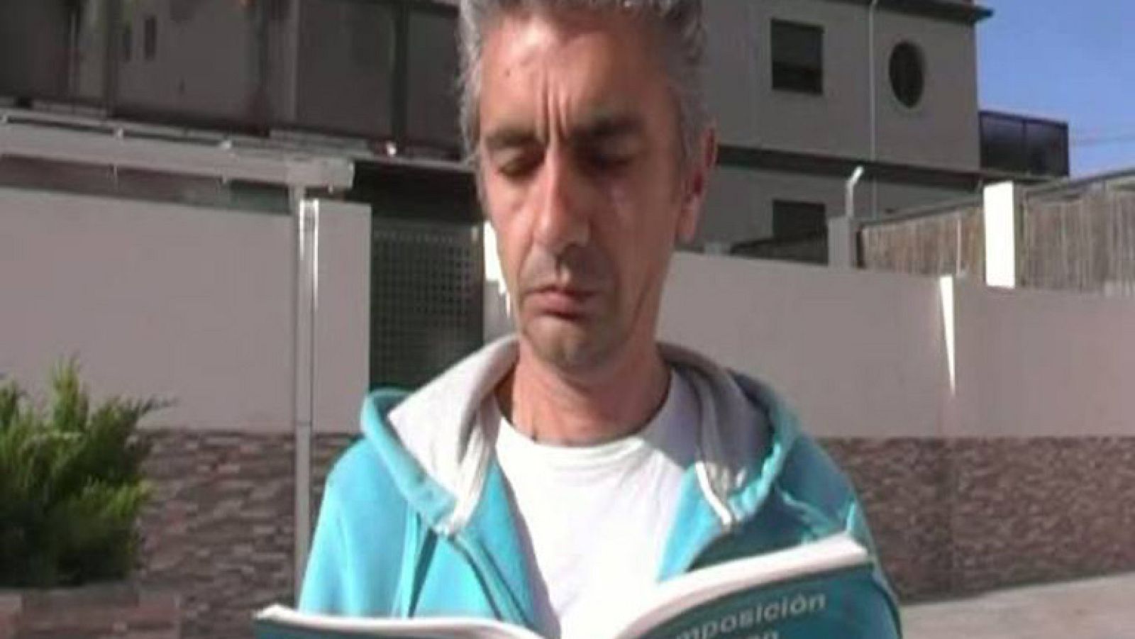 V Concurso de Cortos RNE - '15 años más tarde' - Ver ahora