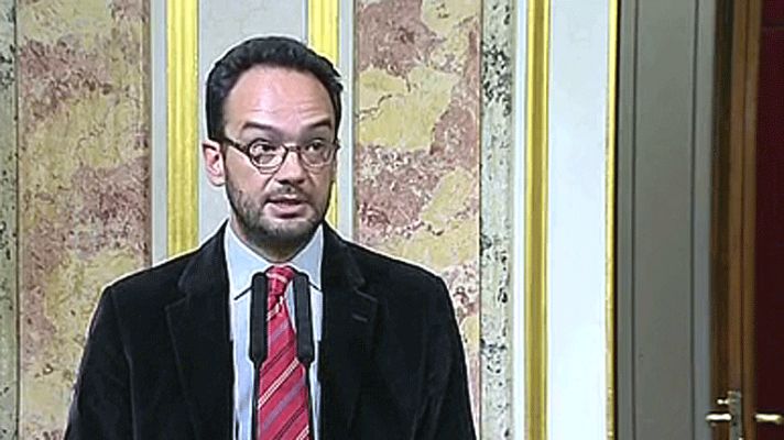 Telediario 1 - PSOE revisa cuentas del PP