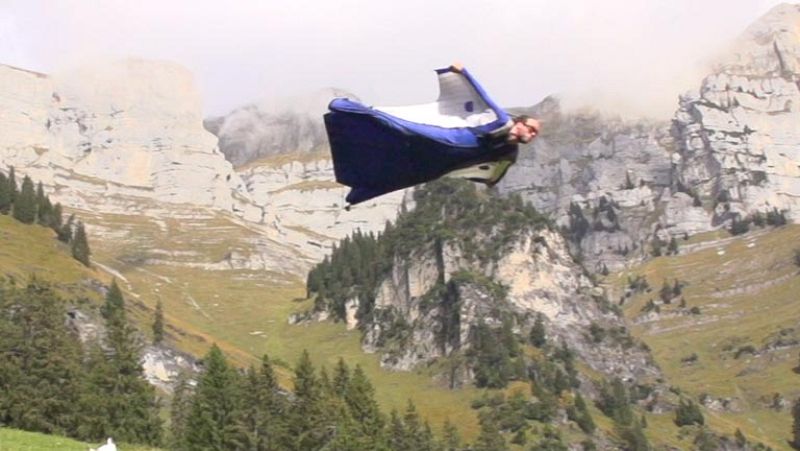 Alexander Polli, el hombre- pajaro noruego