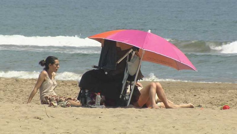 Descenso de temperaturas en el Cantábrico y viento fuerte en Canarias