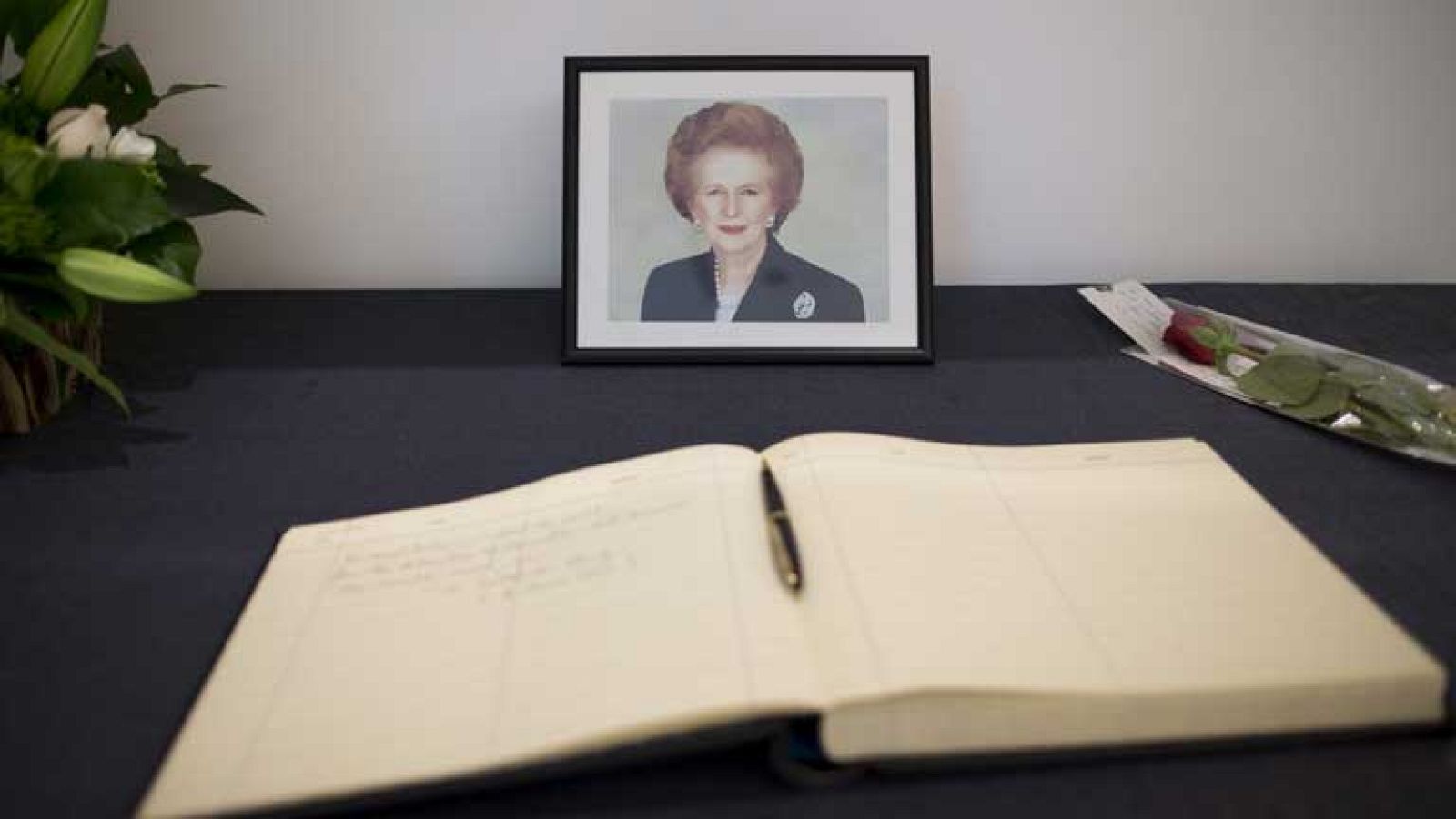 Telediario 1 en cuatro minutos - 17/04/13 | Ver