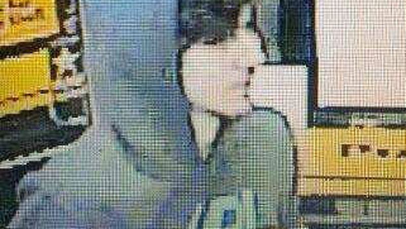 La policía mata a un sospechoso del atentado de Boston y persigue a otro en Watertown