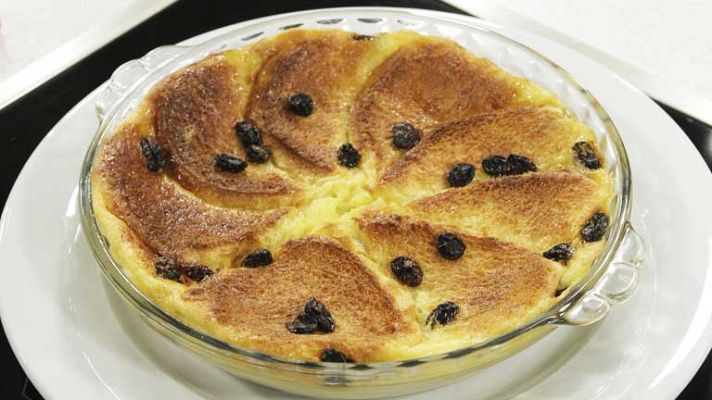 RTVE Cocina - Pastel de pan de molde y pasas