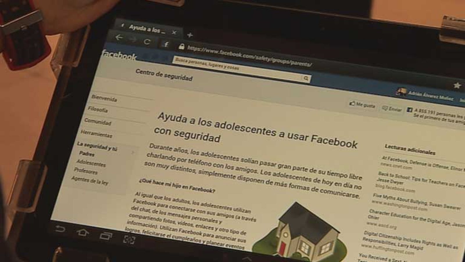 Nueve de cada diez adolescentes usan, y mucho, las redes sociales