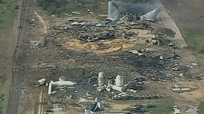 Telediario 1 - Doce fallecidos en Texas