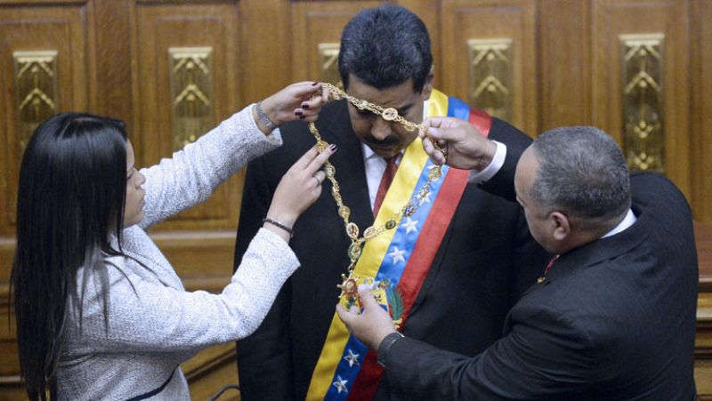 Maduro es investido nuevo presidente de Venezuela | Ver