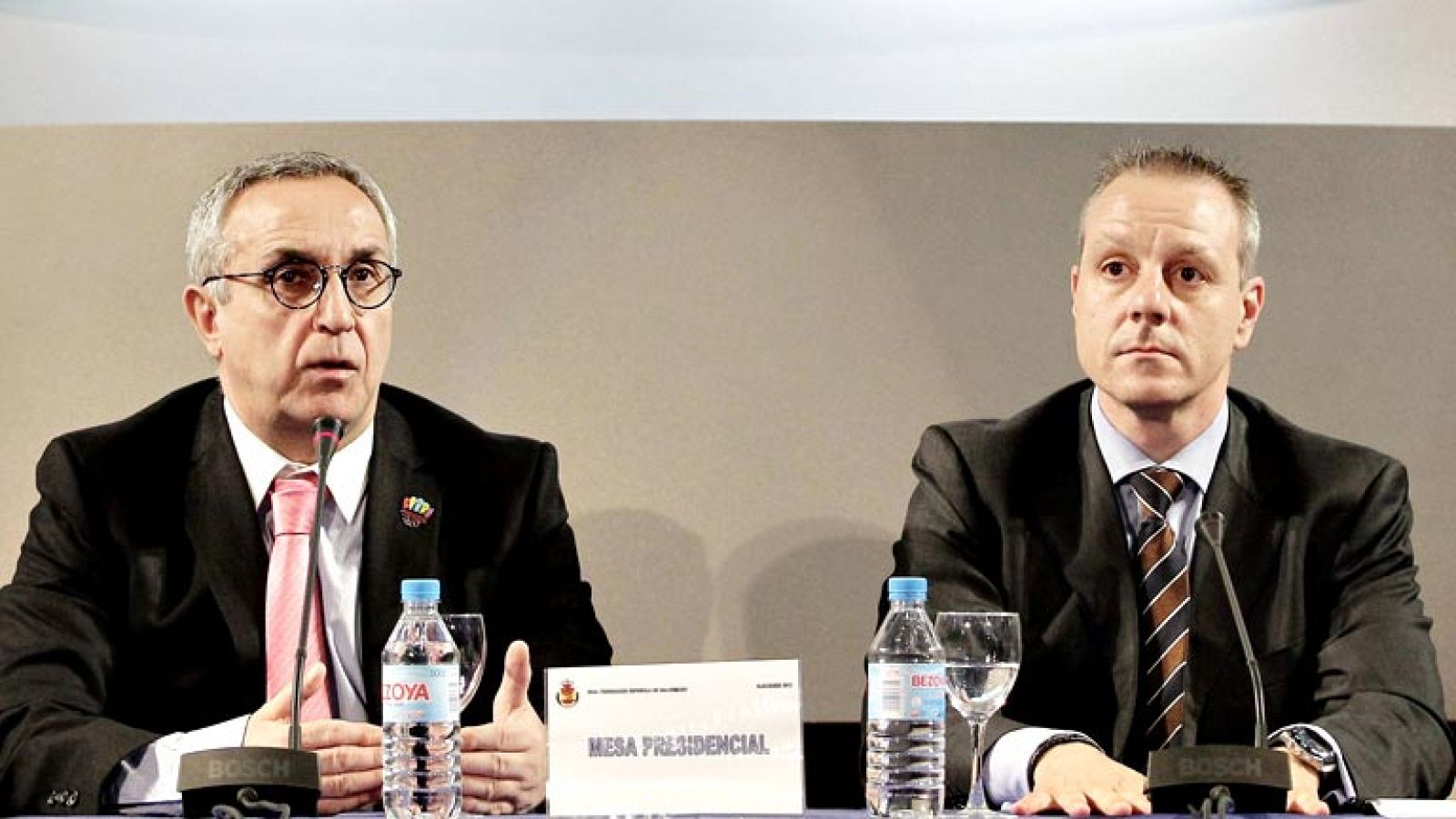 Francisco Blázquez ha sido elegido nuevo presidente de la Federación Española de Balonmano, tras imponerse a José Javier Hombrados en los comicios celebrados este lunes en la sede del Comité Olímpico Español. Blázquez logró un total de 54 votos, por