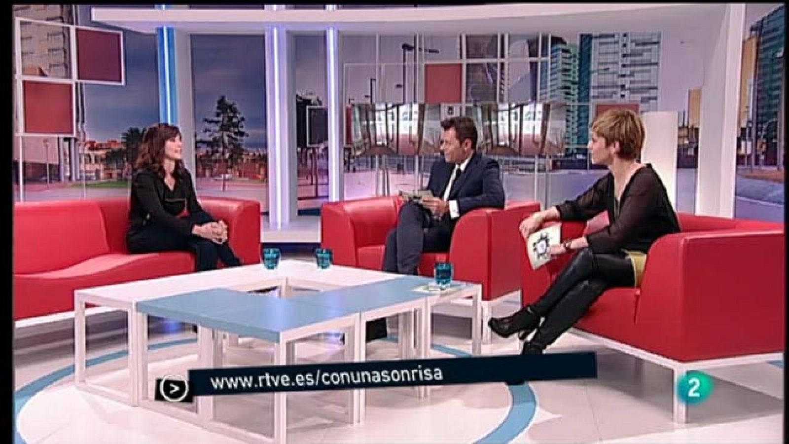 Para Todos La 2 -  "Con una sonrisa"