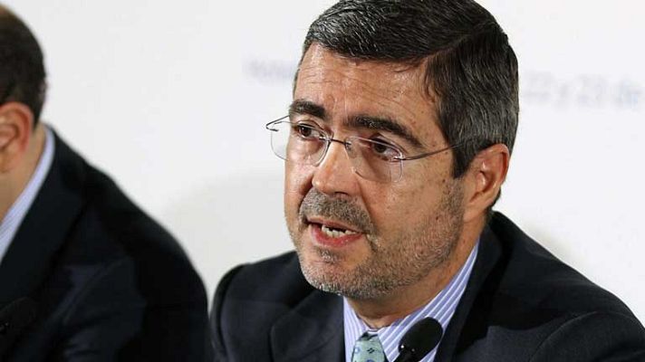 Telediario 1 - La economía española cae