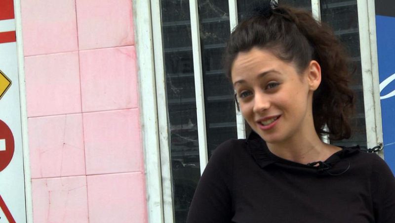 Cuéntame cómo pasó - Entrevista a Elena Rivera (Karina) | Ver