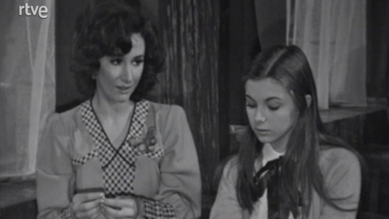 Entre visillos - Capítulo 1