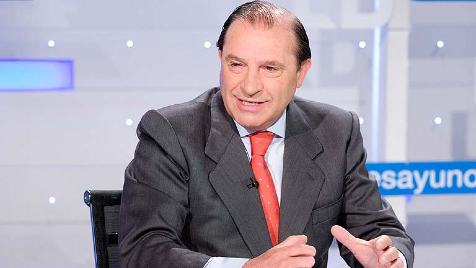 Martínez-Pujalte: "Hay un gran camino por recorrer en hacer más servicios por menos dinero" - Los desayunos | Ver