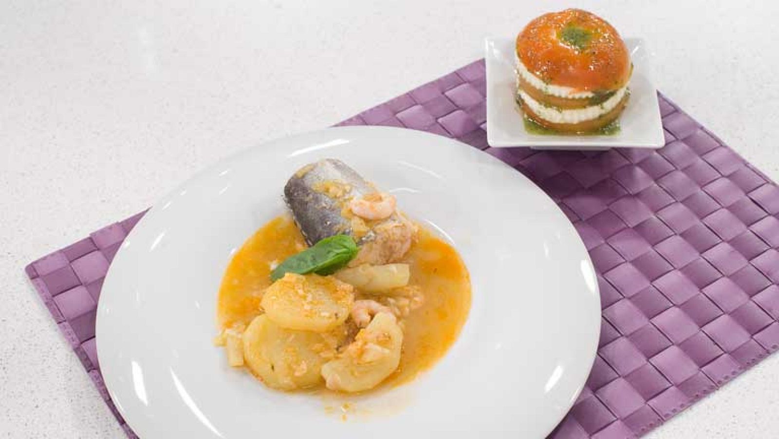 Saber cocinar - Patatas guisadas con pescadilla