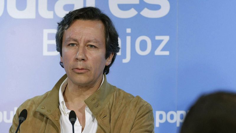 El PP pide al PSOE que se centre en sus asuntos y deje arreglar los de todos