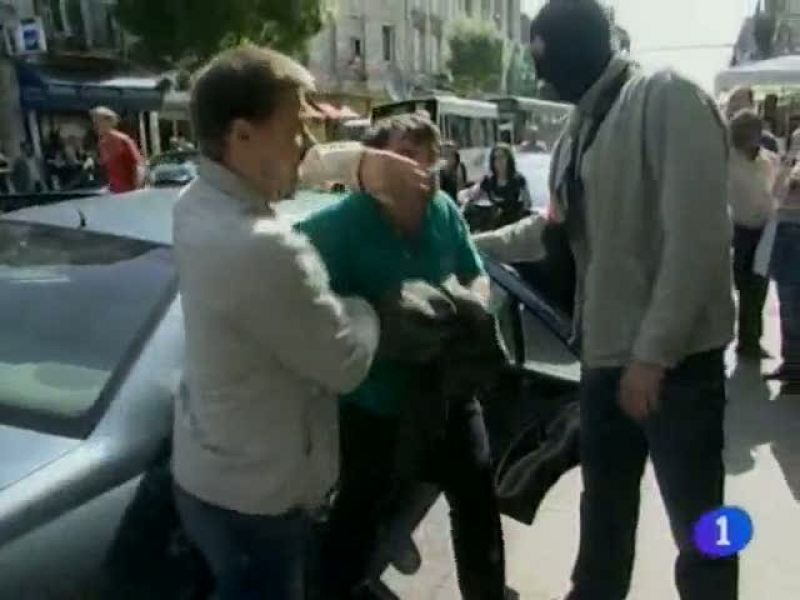 Telenavarra en 2' - 02/05/13 | Ver