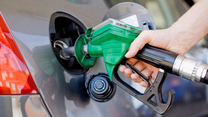 Los desayunos - Los carburantes, algo más baratos que en Semana Santa, pero más caros que hace un año