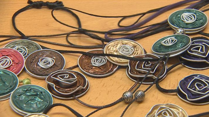 Telediario 1 - Reciclaje benéfico